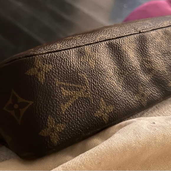 Louis Vuitton monogram trousse toilette - Picture 2 of 10